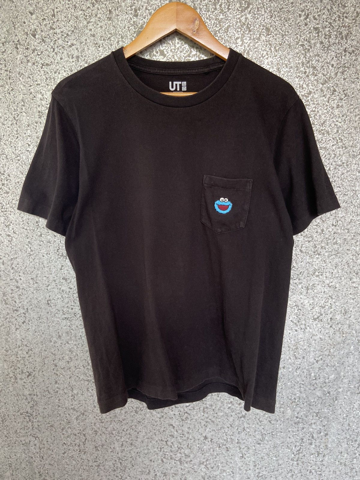 Cartoon Network 🔥 Sun Faded Sesame Street t shirt Size US M / EU 48-50 / 2 - 2 Thumbnail