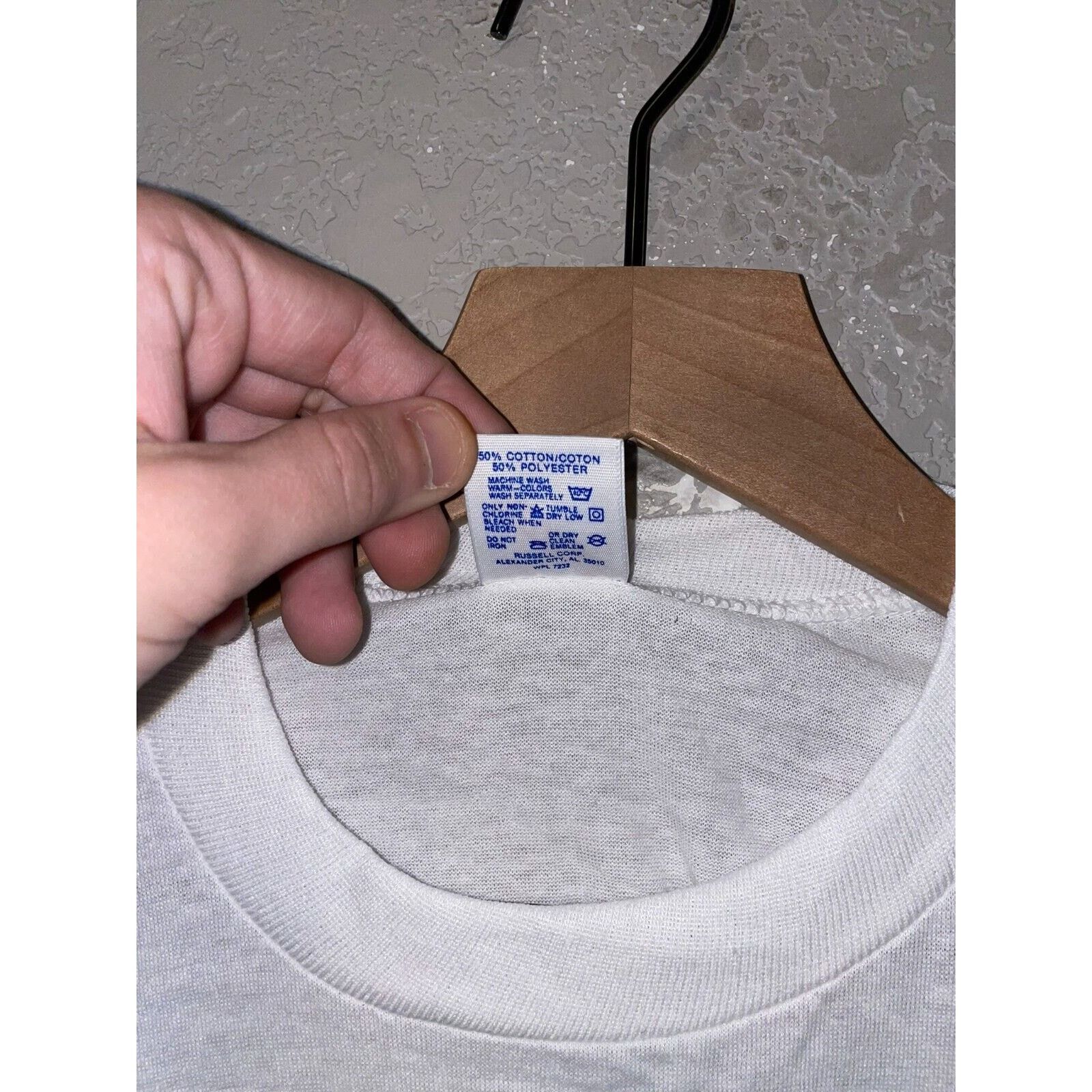 Jerzees Vintage Yellowstone National Park L White YNP Pocket Tee Size US M / EU 48-50 / 2 - 7 Thumbnail