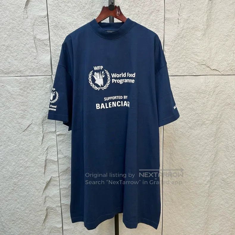 Balenciaga Balenciaga WFP Food Program Collab Blue Short Sleeve Size US L / EU 52-54 / 3 - 1 Thumbnail