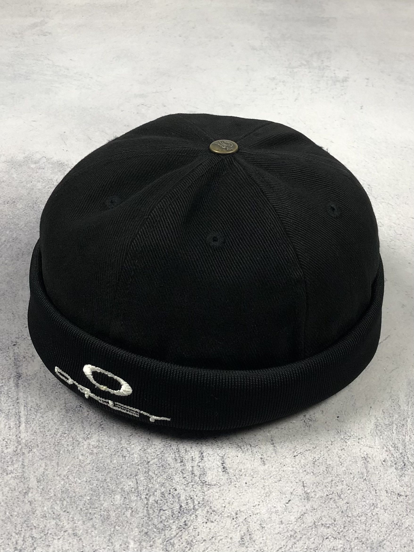 影様 90s archive oakley logo beanie cap 影様 90s archive oakley logo beanie cap Oakley Tnp Deep Cuff