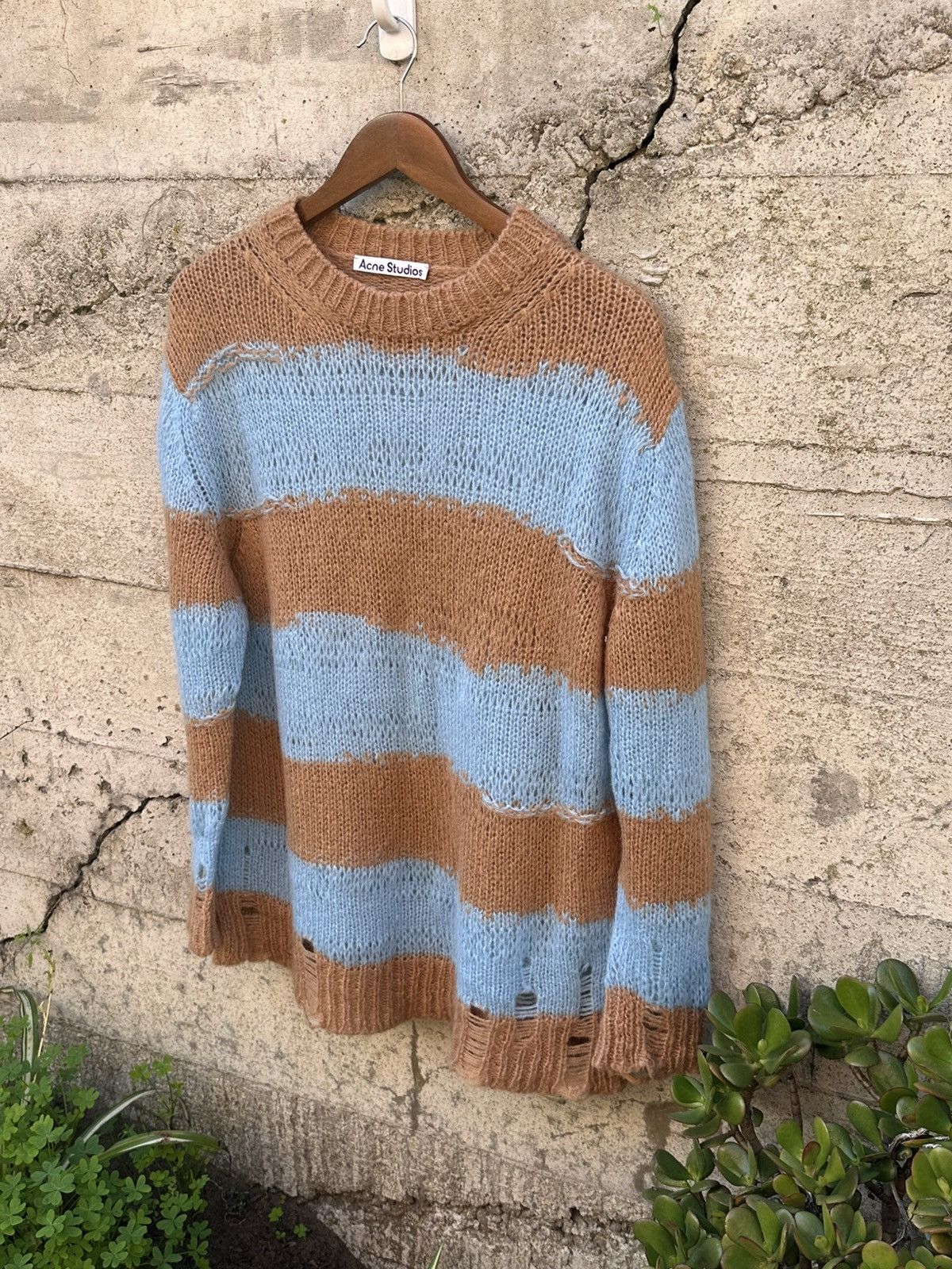Acne Studios RARE GRAIL Acne Studios Italian distressed Kurt cobain knit Size US M / EU 48-50 / 2 - 1 Thumbnail