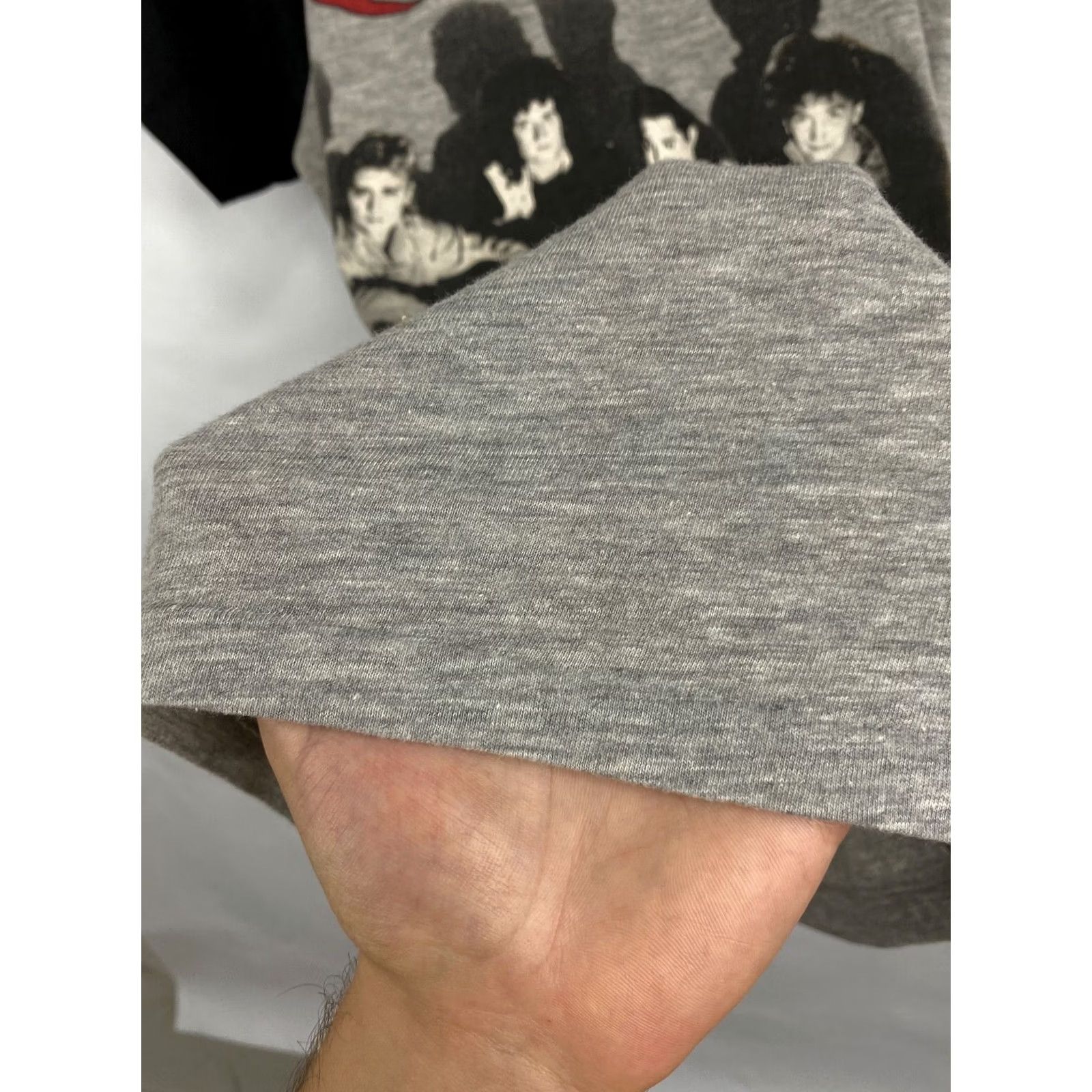 Vintage VINTAGE Queen Freddie Mercury Rare T-Shirt Retro Hype Gray M Men Short Sleeve 1984 80s Concert Shirt Mens Size US M / EU 48-50 / 2 - 7 Thumbnail