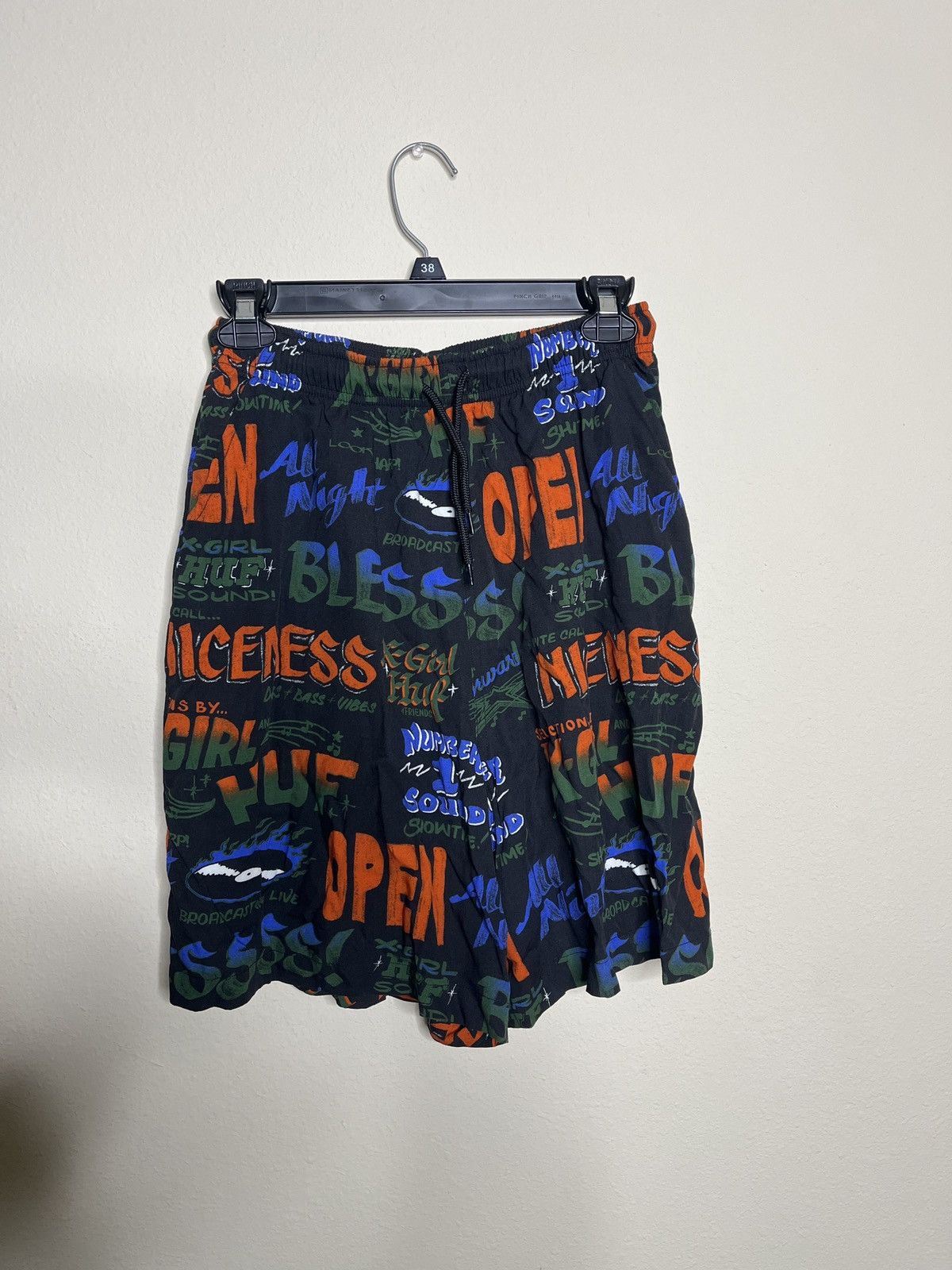 Huf × X-Girl XGIRL x HUF SOUND RESORT SHORT Size 26" / US 2 / IT 38 - 3 Thumbnail