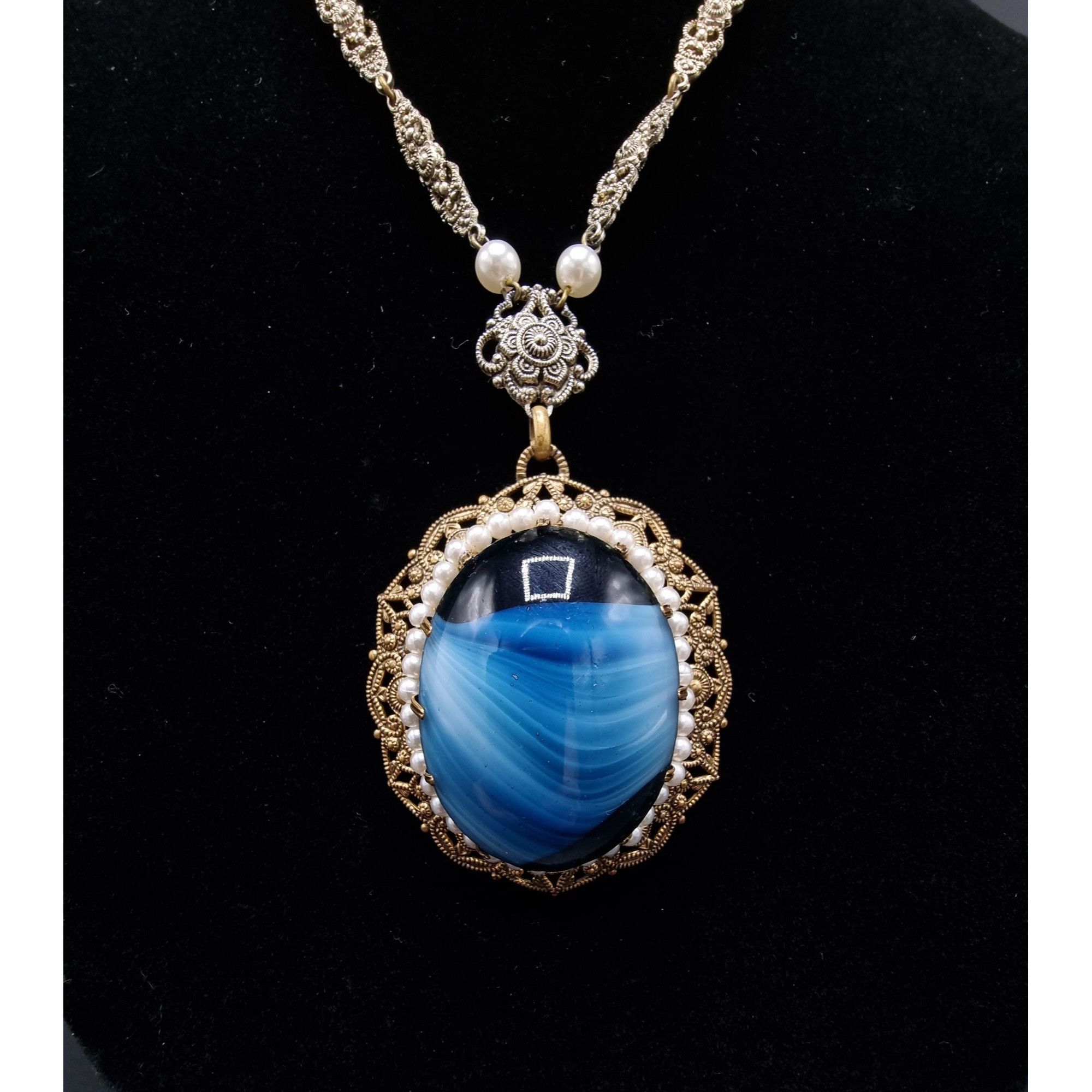 Vintage Vintage West Germany 1960s Gold-Tone Filigree Pendant Neckla Size ONE SIZE - 3 Thumbnail