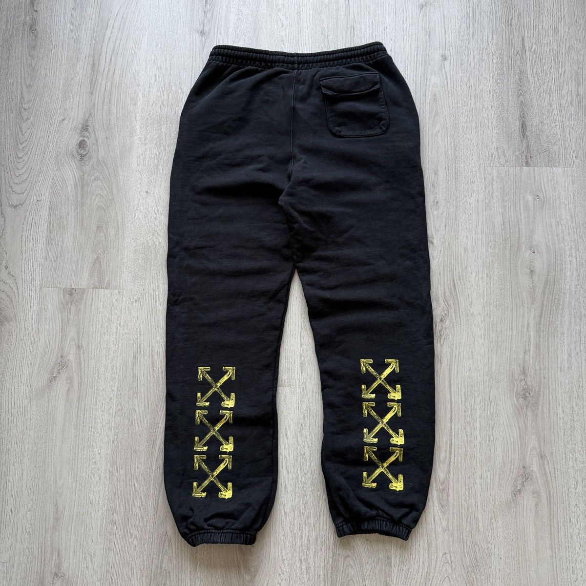 Off-White Off-White Black Acrylic Arrows Logo Sweatpants Size US 34 / EU 50 - 1 Thumbnail