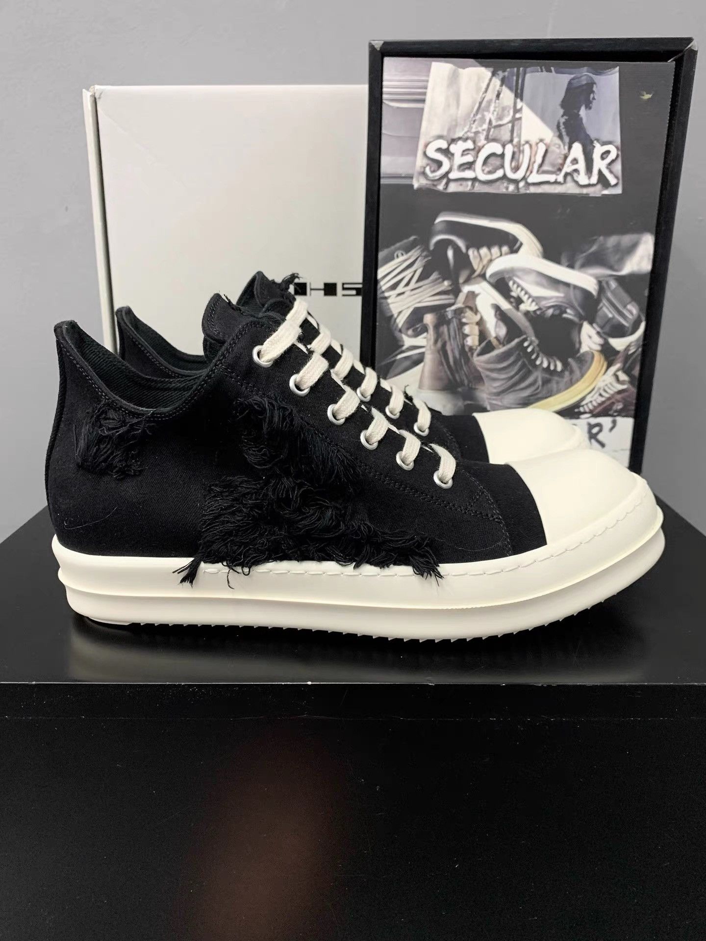 Rick Owens Rick Owens 22SS Slashed Distorted Low Sneakers K34 Size US 7 / EU 40 - 1 Thumbnail