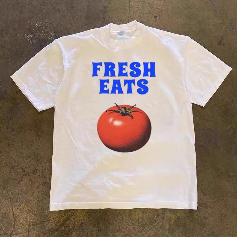 Japanese Brand White Loose Fresh Tomato Print Short Sleeve T-Shirt Size US M / EU 48-50 / 2 - 1 Thumbnail
