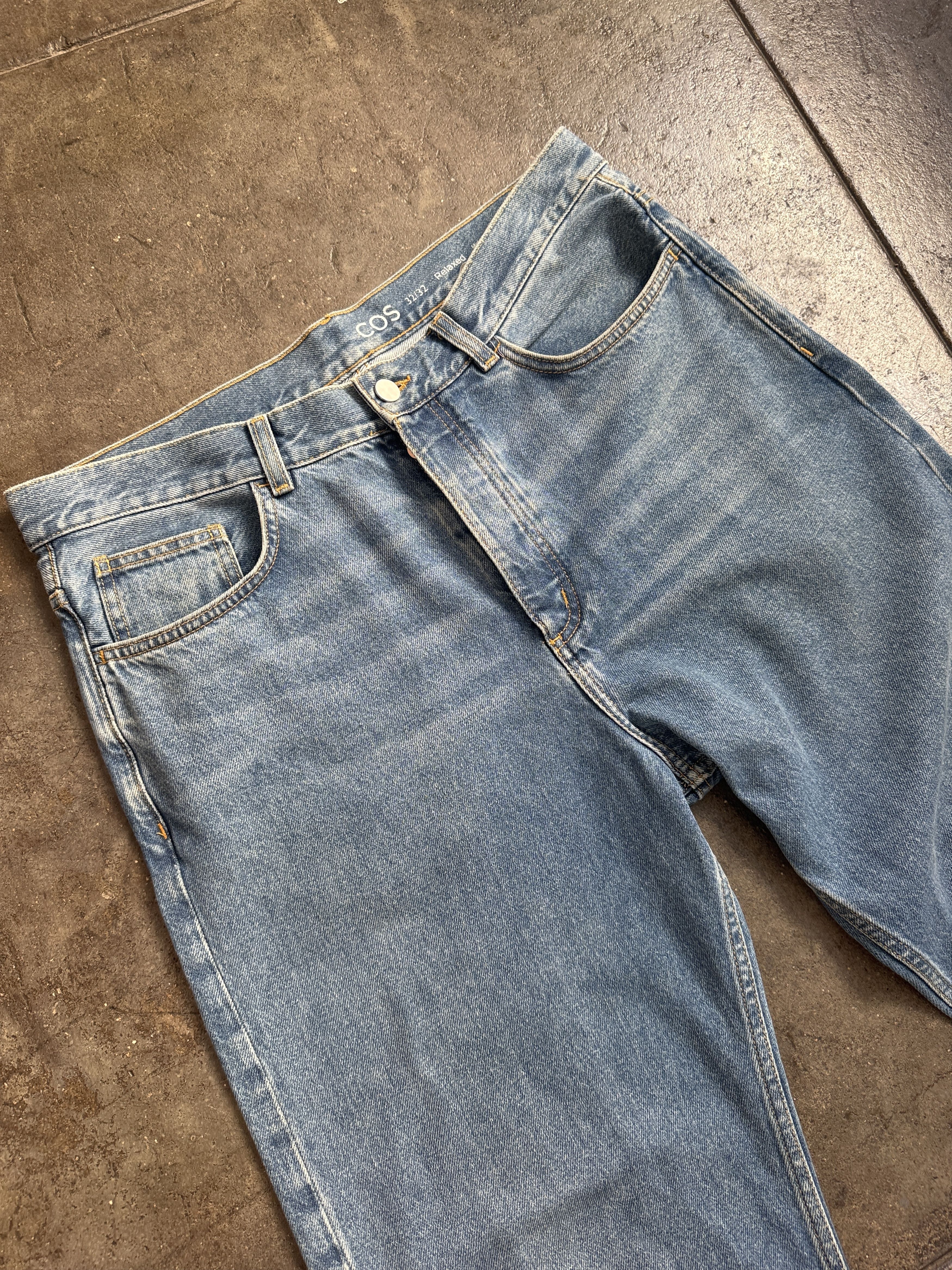 Cos 120$ Cos 32 X 32 Relaxed Mid Rise Straight Leg Size US 32 / EU 48 - 3 Thumbnail