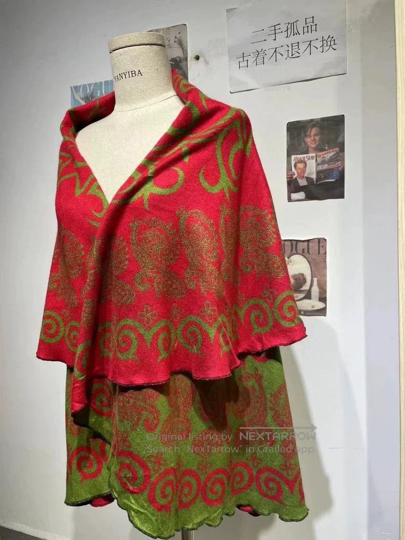 Vivienne Westwood Vintage Vivienne Westwood Logo Embroidered Cape . Size US M / EU 48-50 / 2 - 2 Thumbnail