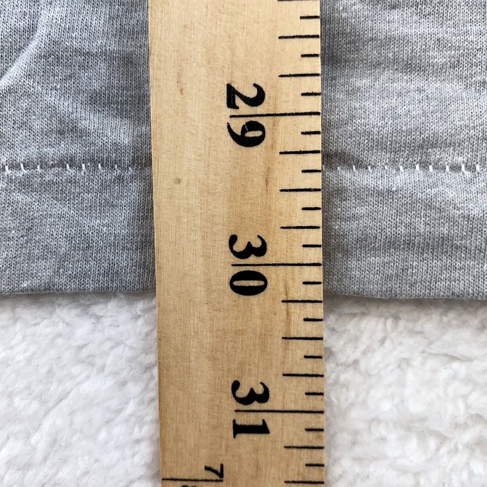Hanes Hanes Shirt Mens M Heather Gray Pocket Crew Neck Cotton Polyester Pocket Shirt M Gray Mens Size US M / EU 48-50 / 2 - 6 Thumbnail