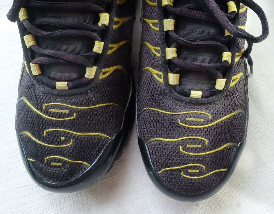 air max plus vivid sulfur