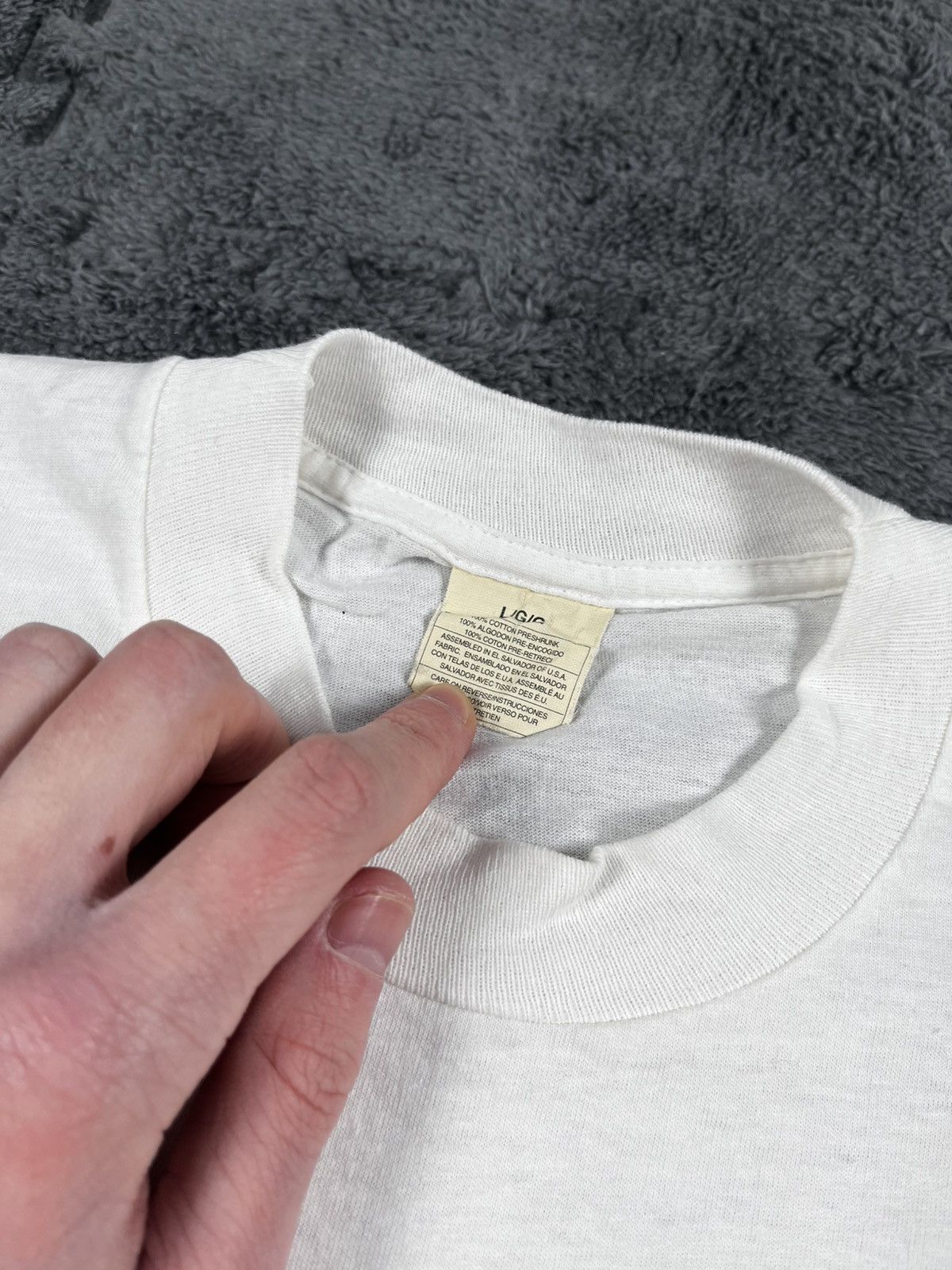 Vintage Vintage 90's US New York NY one stitch big logo tee L Size US L / EU 52-54 / 3 - 6 Thumbnail