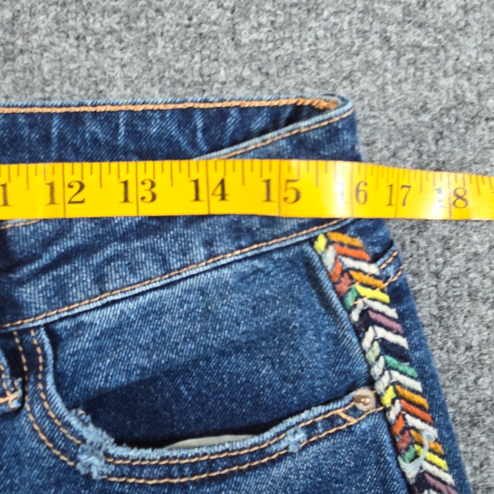 Vintage VINTAGE Knox Rose Jeans Womens Size 10 Blue Embroidered Tapered Bohemian Denim Jeans Womens 10 Blues Embroidered Zipper Size 32" / US 10 / IT 46 - 5 Thumbnail