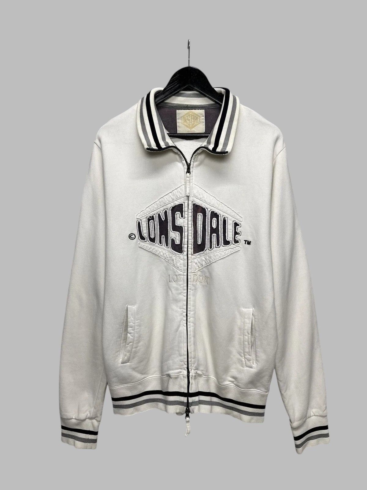 Lonsdale Diesel style Y2k Inspired Lonsdale Vintage White Sweatshirt Size US M / EU 48-50 / 2 - 1 Thumbnail
