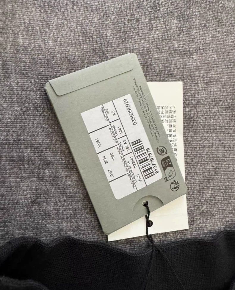 Balenciaga Balenciaga Fleece Jacquard Short Sleeve Size US XS / EU 42 / 0 - 5 Thumbnail
