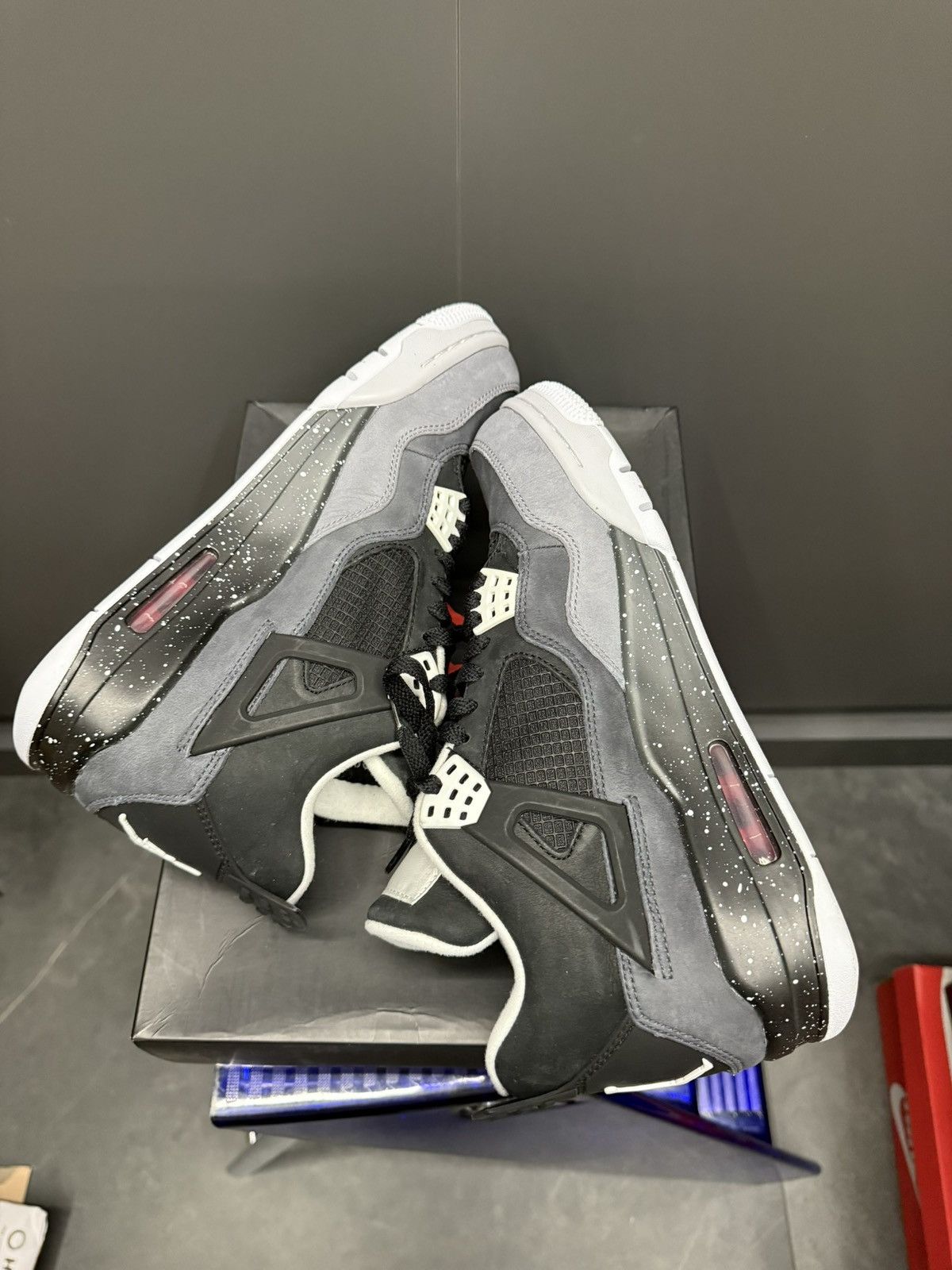 Jordan Brand Jordan 4 Fear 2013 626969-030 Size 9 Size US 9 / EU 42 - 6 Thumbnail