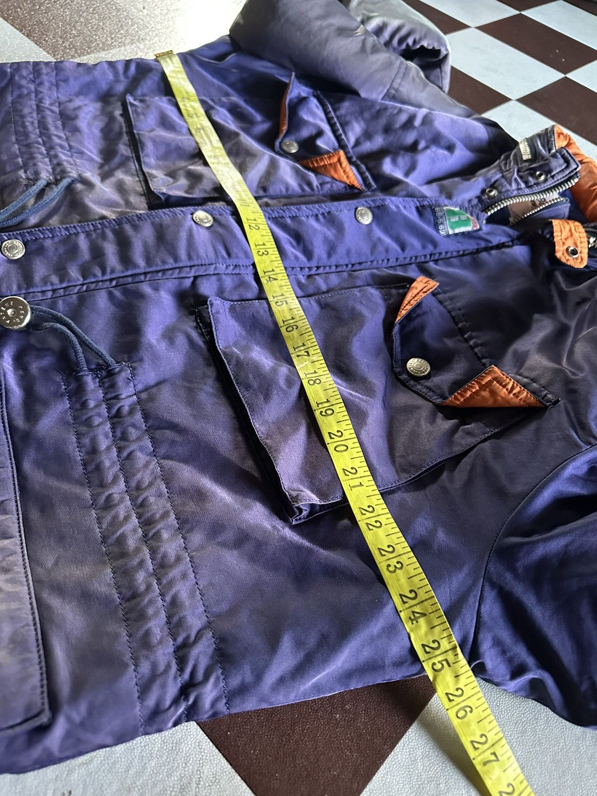 Vintage Sunfaded Benetton formula 1 racing team jacket Size US L / EU 52-54 / 3 - 9 Thumbnail