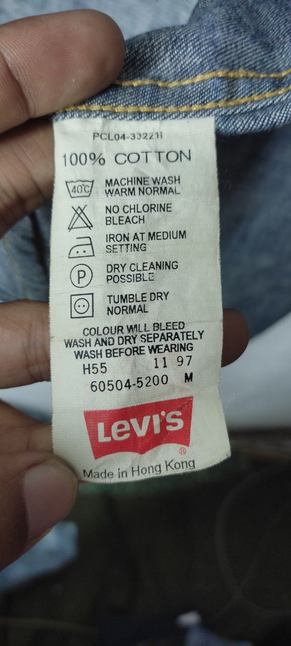 Levi's VINTAGE LEVIS 90S CHAMBRAY DENIM MADE IN HONG KONG Size US M / EU 48-50 / 2 - 10 Thumbnail
