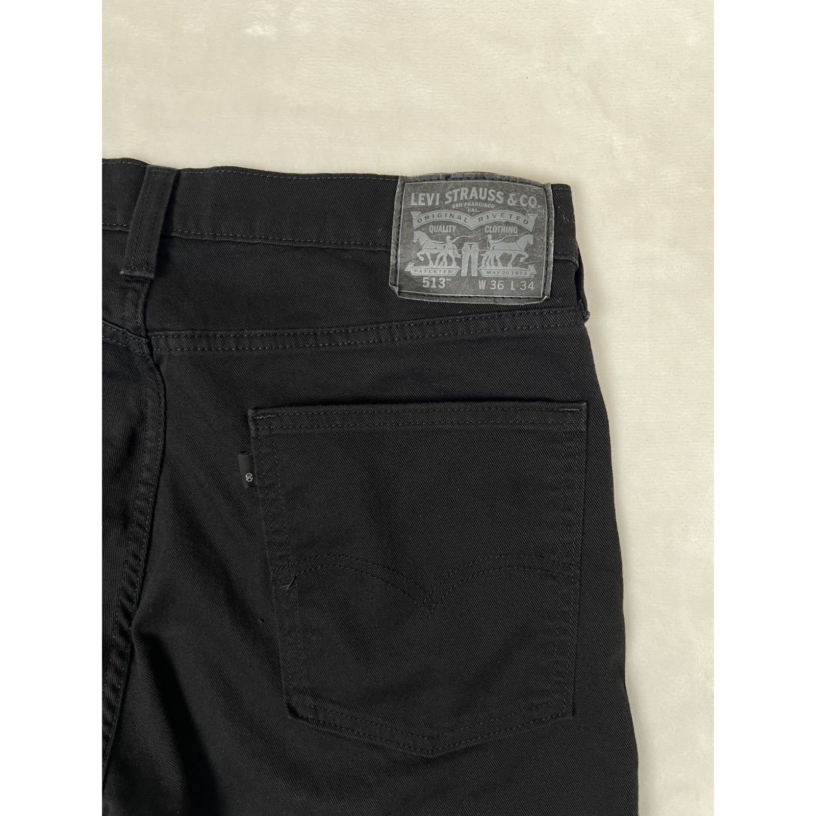 Levi's Levi’s 513 Black Denim Jeans Size 36x34 Straight Faded Size US 36 / EU 52 - 6 Thumbnail