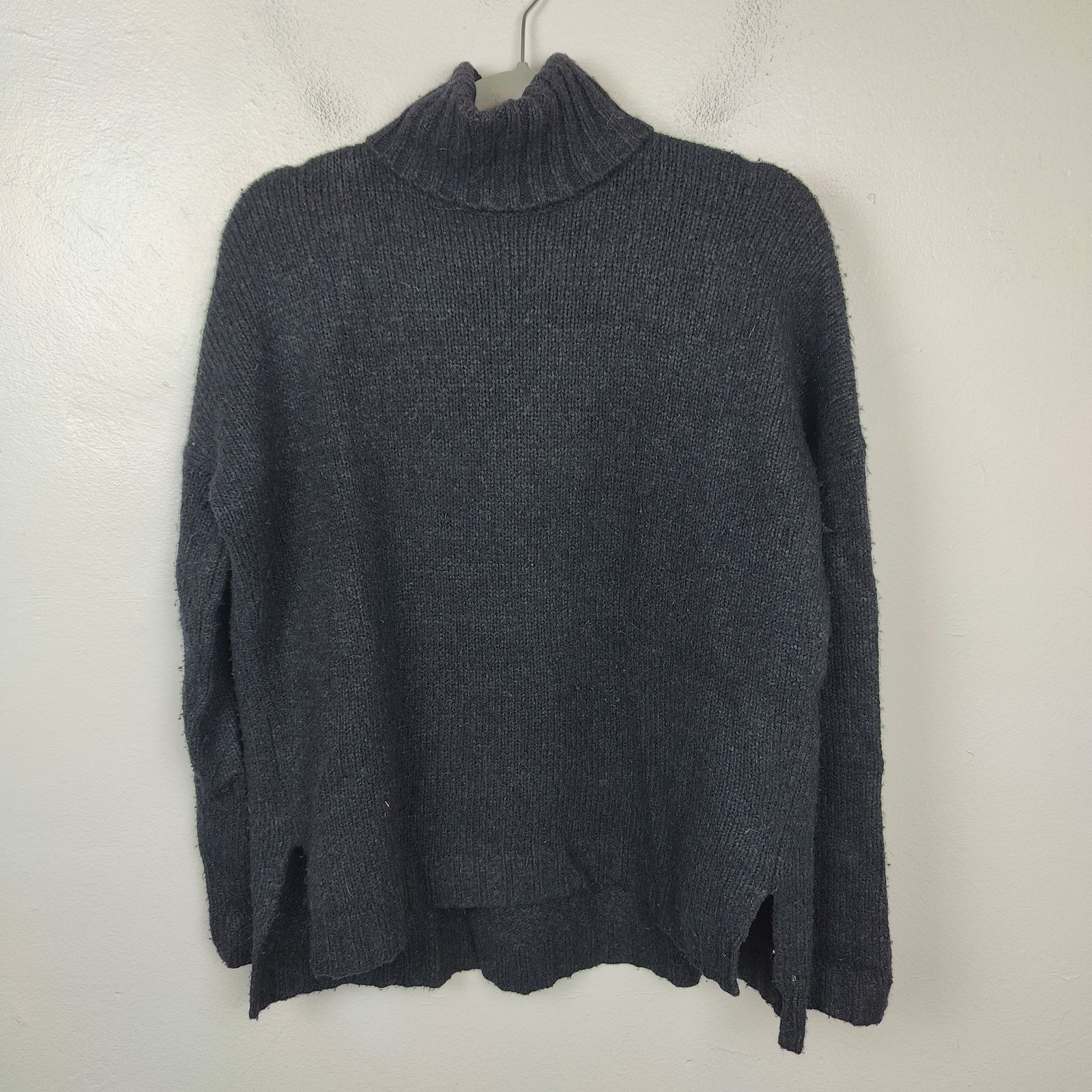 Vince Vince Wool Silk Cashmere Turtleneck Sweater Womens Small Size S / US 4 / IT 40 - 1 Thumbnail