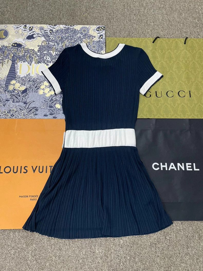 Chanel chanel Knitted dress with bow Size XS / US 0-2 / IT 36-38 - 3 Thumbnail