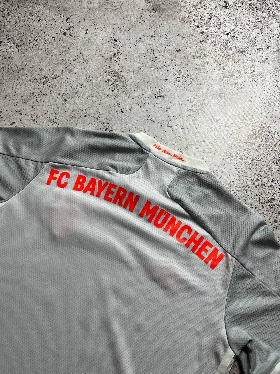 Adidas Adidas Bayern Munich Jersey 2020 Away Authentic T-Shirt Size US S / EU 44-46 / 1 - 9 Thumbnail