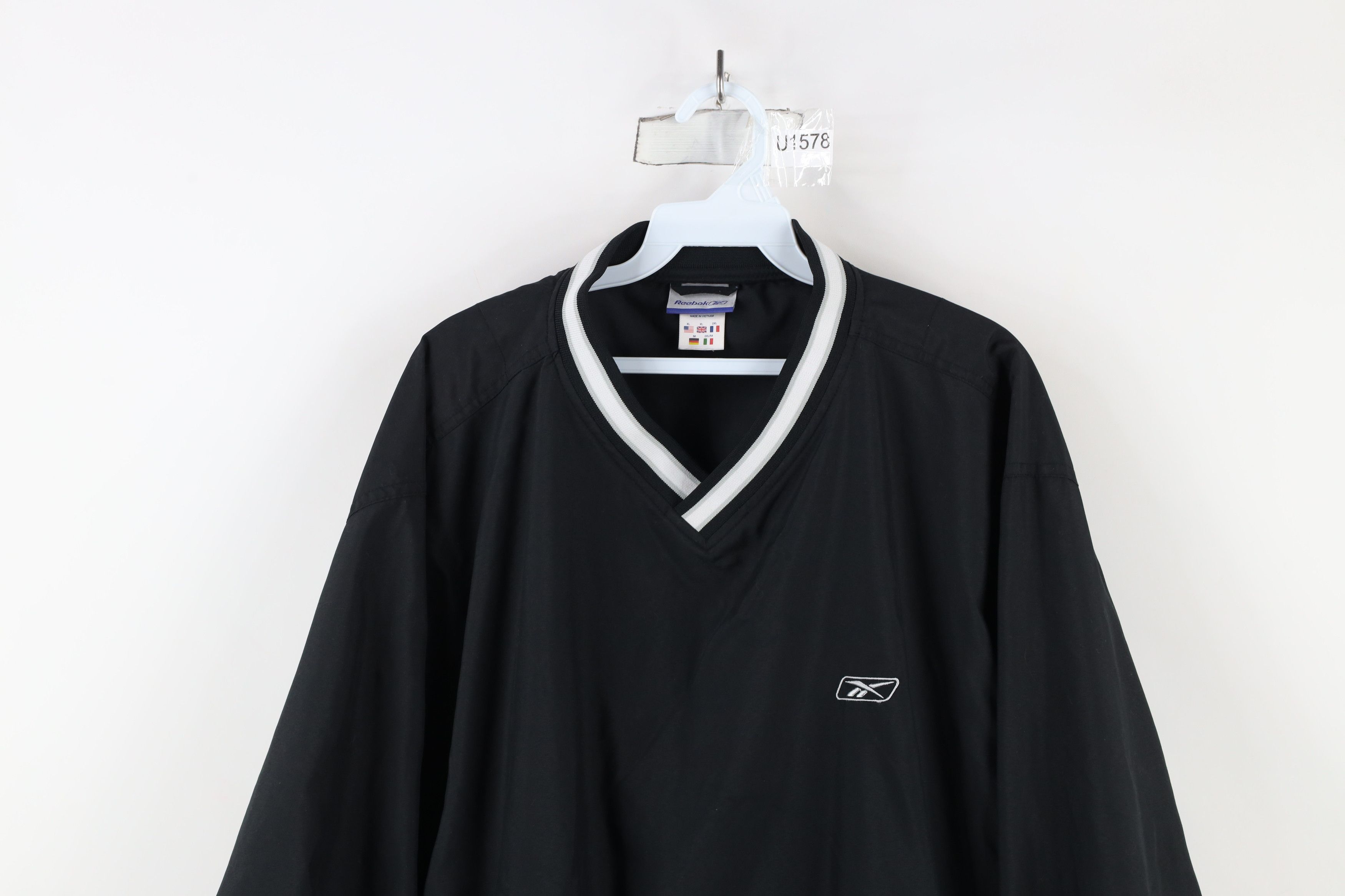 Reebok × Vintage Vintage 90s Reebok Logo Pullover Windbreaker Jacket Black Size US XL / EU 56 / 4 - 2 Thumbnail
