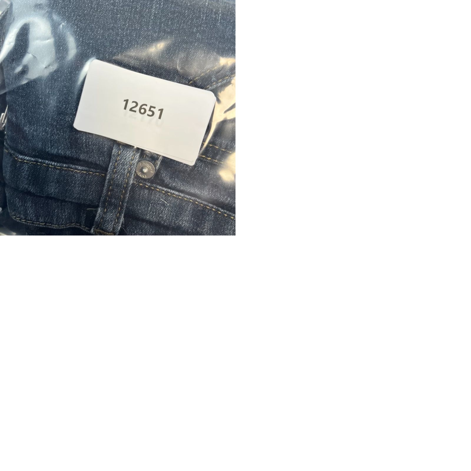 Armani Armani Jeans Womens Mom High Waist 29 Dark Wash Blue Stretch Denim 5-Pocket 28 in Inside Leg Regular US8 UK8 Womens Jeans Size 30" / US 8 / IT 44 - 9 Thumbnail