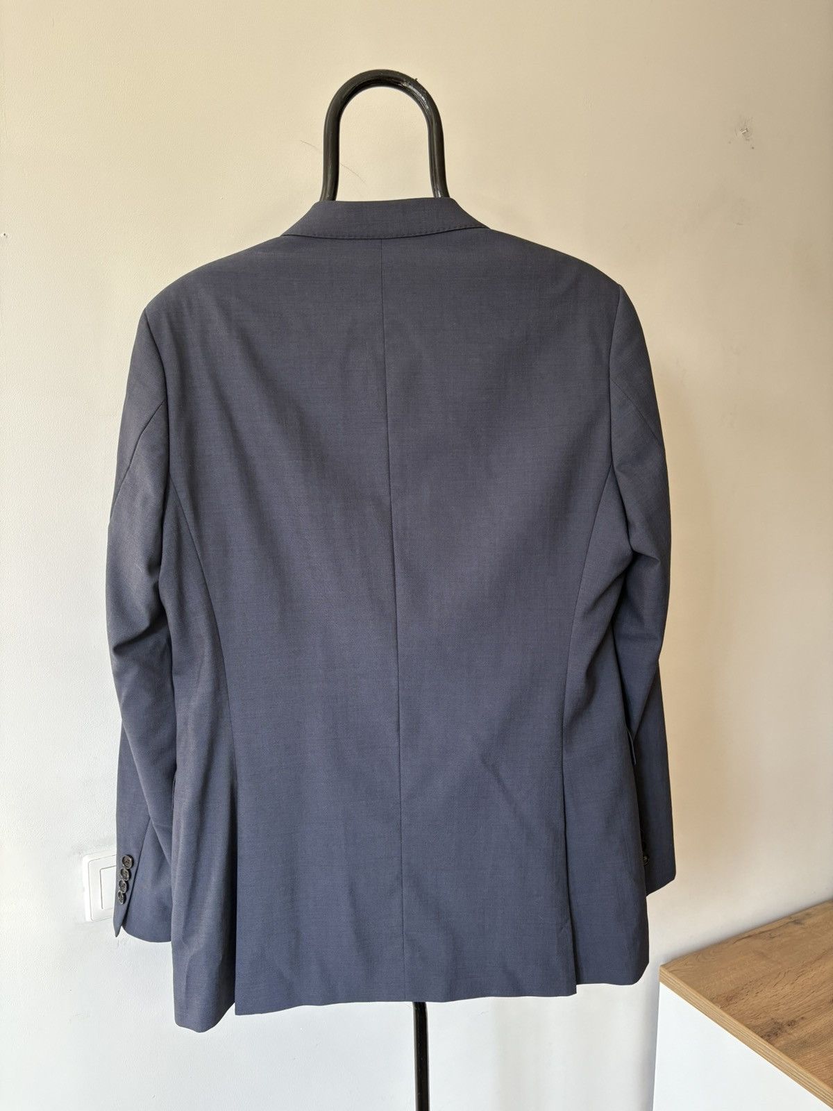 Designer × Hugo Boss Stylish Men’s Hugo Boss Suit – 100% Virgin Wool Size 50L - 8 Thumbnail