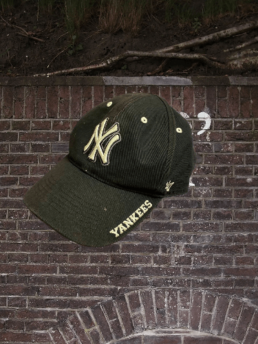 New York Yankees × Vintage Vintage New York Yankees Snapback Hat Y2K Size ONE SIZE - 1 Thumbnail