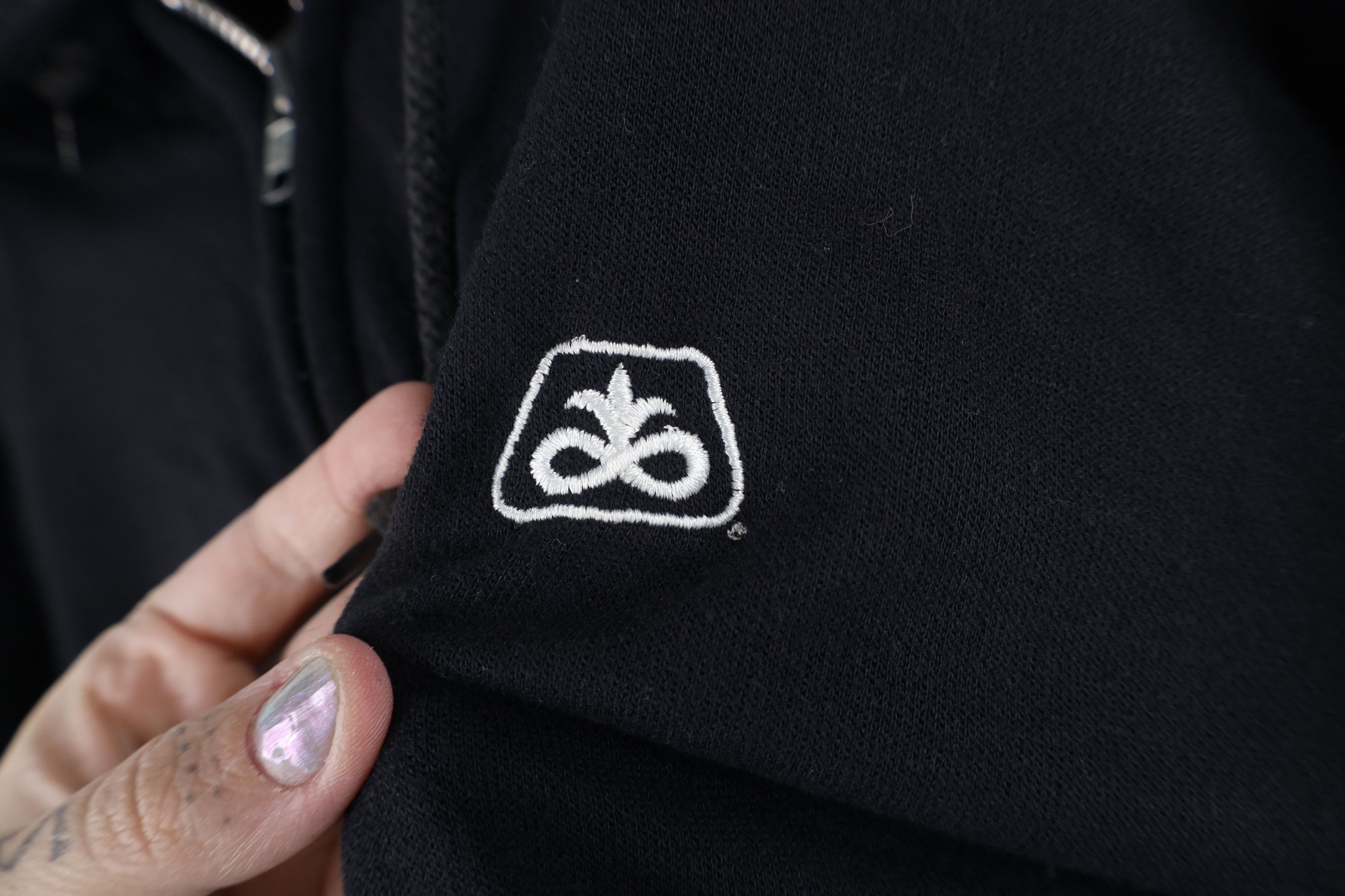 Vintage Vintage 90s Waffle Knit Lined Pioneer Seeds Hoodie USA Size US XL / EU 56 / 4 - 4 Thumbnail