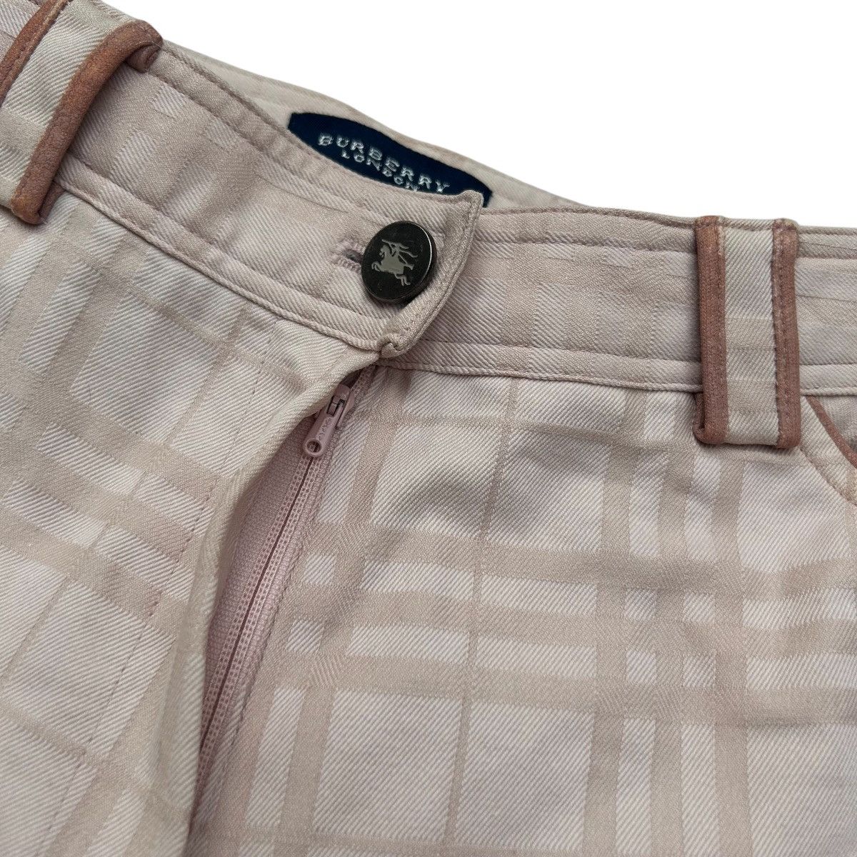 Burberry Vintage Burberry Nova Check Short Pants Size 28" / US 6 / IT 42 - 9 Thumbnail