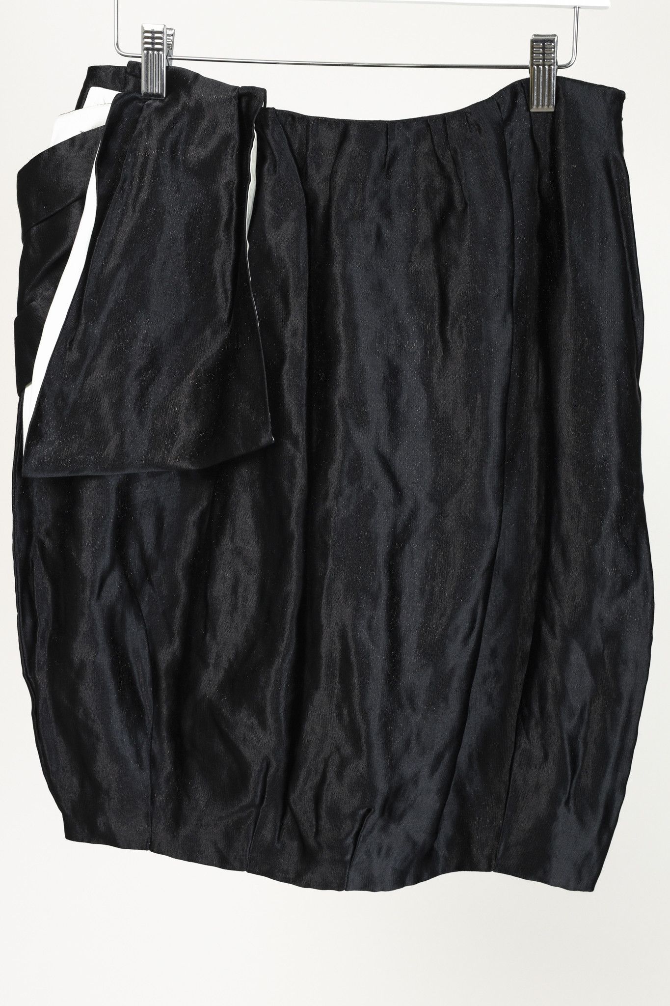 Prada Prada 2009 Black Large Satin Bow Skirt Size 28" / US 6 / IT 42 - 3 Thumbnail
