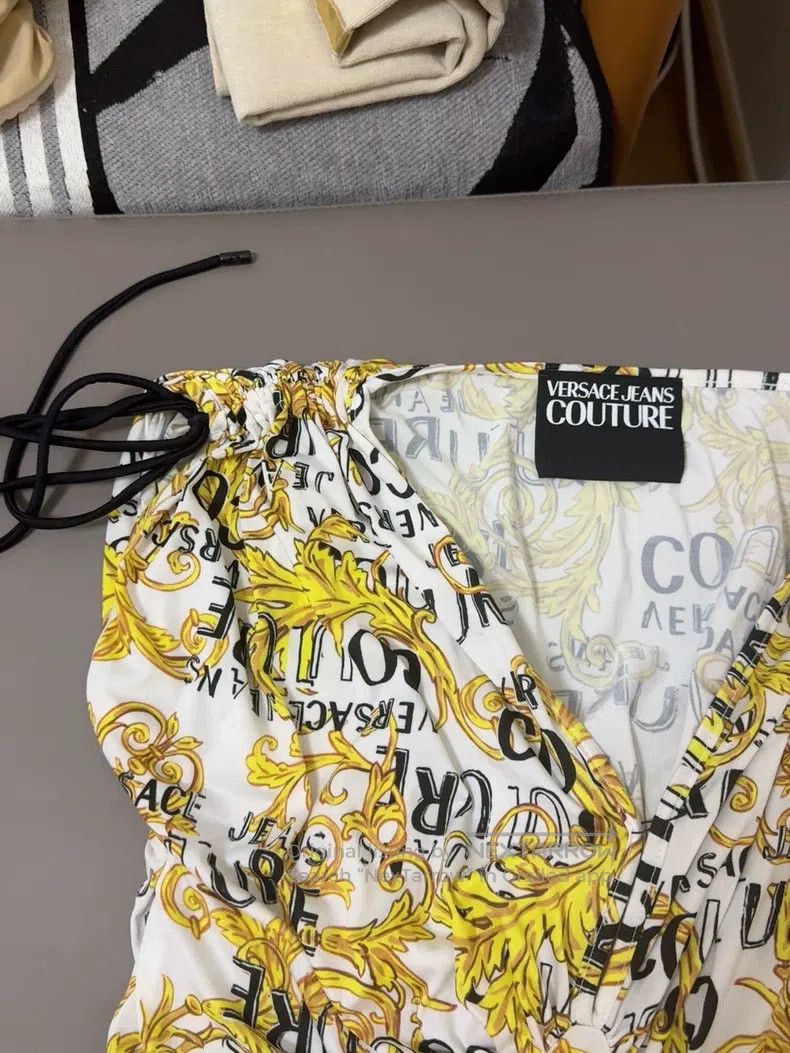 Versace Versace V-neck dress Size L / US 10 / IT 46 - 2 Thumbnail