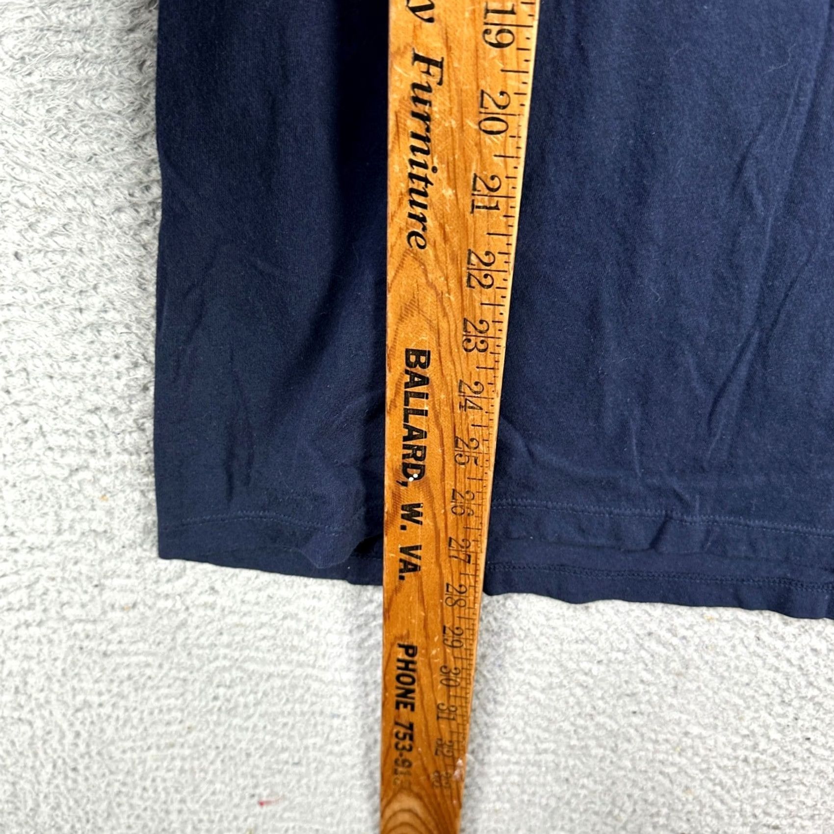 Old Navy VINTAGE Old Navy Disney T-Shirt Happy Hannukah Tee Unisex Large Navy Blue Mickey Mouse Size L / US 10 / IT 46 - 7 Thumbnail