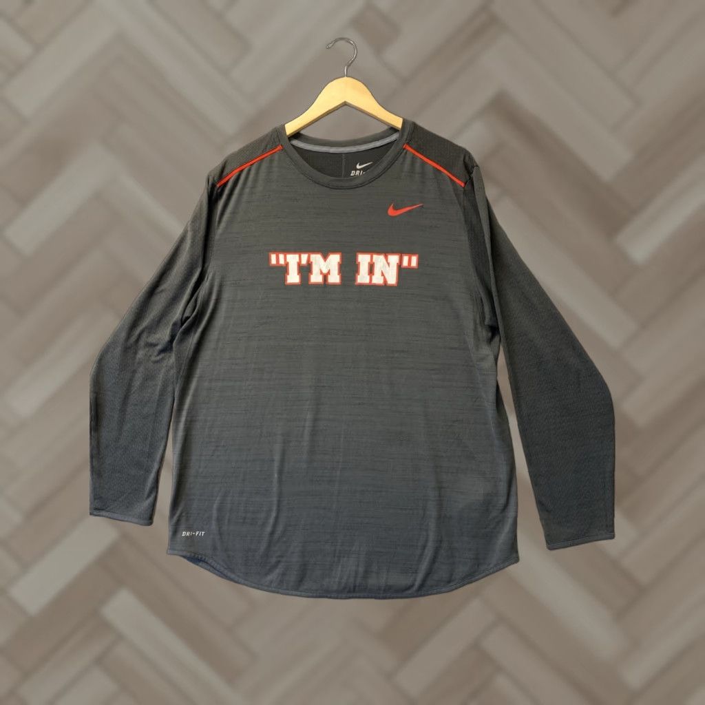 Nike Nike Dri-FIT Black Long Sleeve Training Top Swoosh 142-51 Size US XL / EU 56 / 4 - 1 Thumbnail