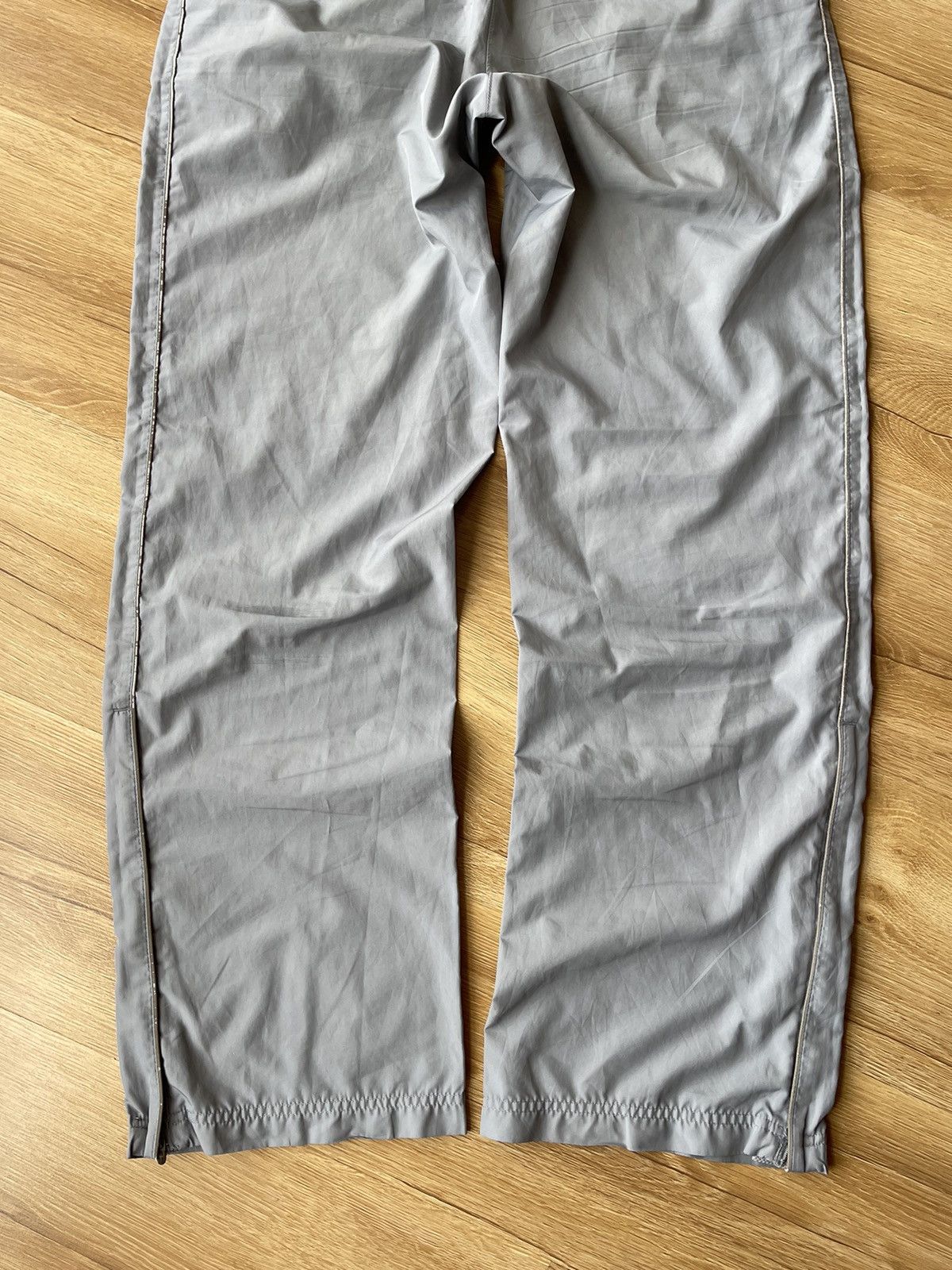 Nike Vintage Nike Swoosh Baggy Track Pants Size M Size US 32 / EU 48 - 18 Thumbnail