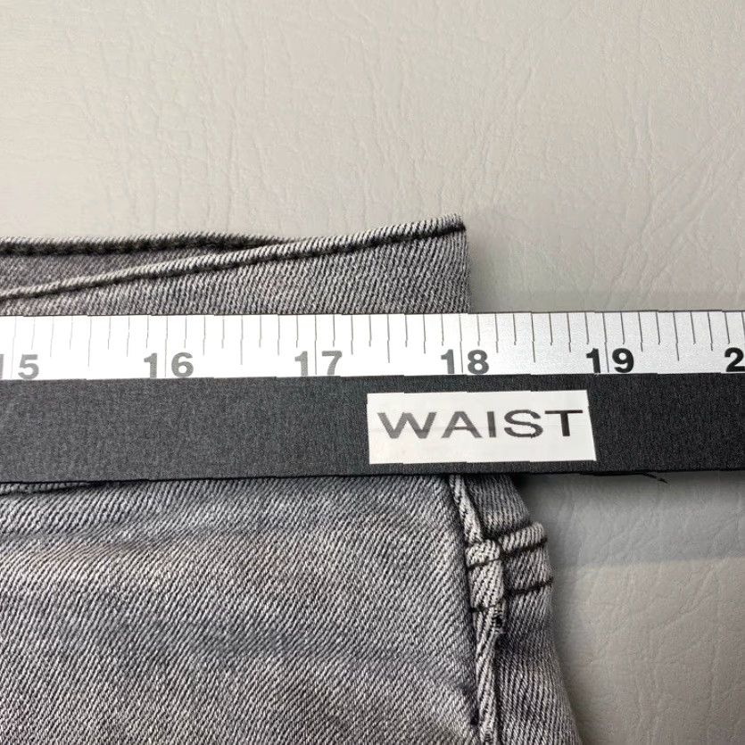 Levi's VINTAGE: Levi's 541 Jeans Mens 34x30 Grey Denim Athletic Taper Fit Distressed 8395 Size US 34 / EU 50 - 6 Thumbnail
