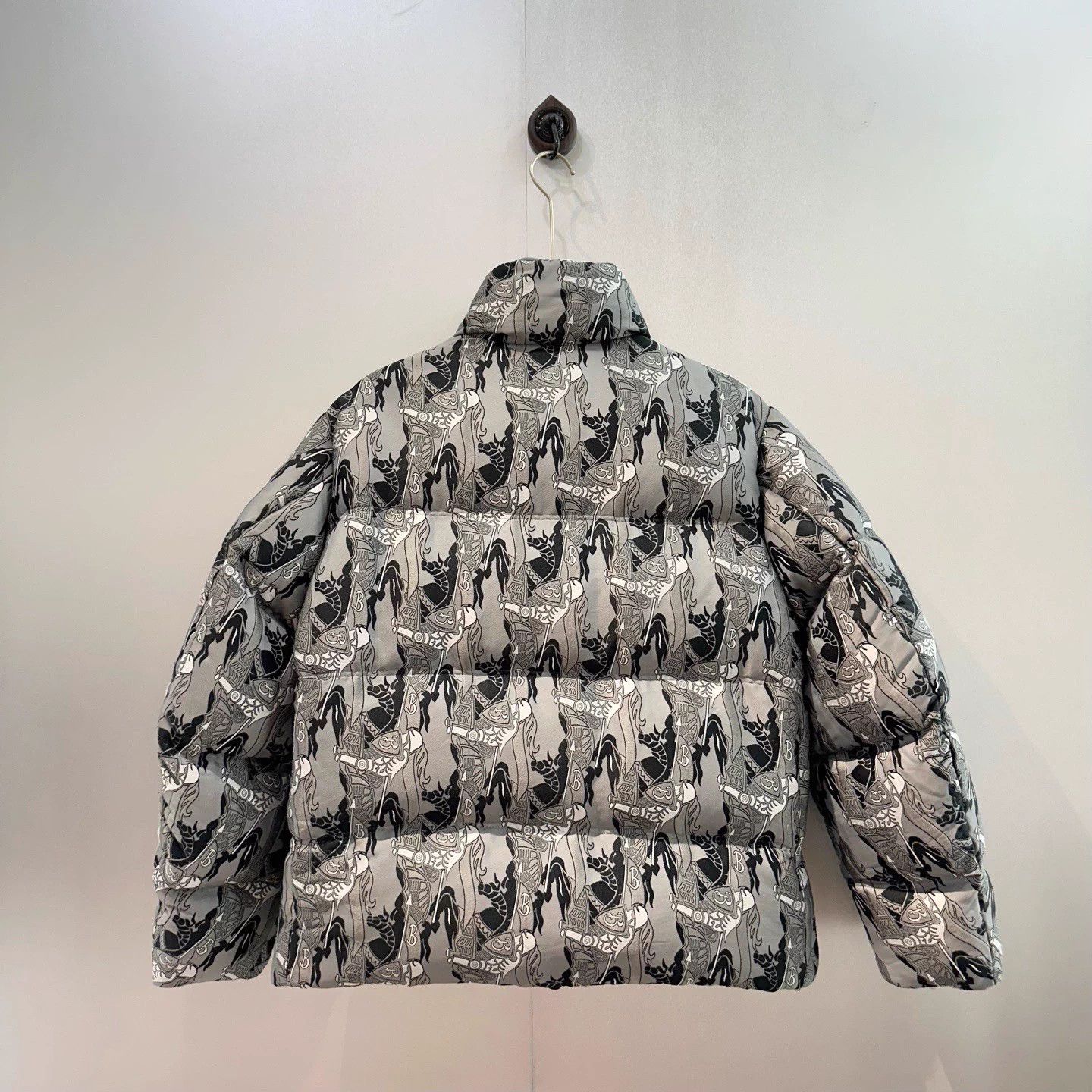 Burberry Burberry Florence down jacket M 99 new Size US M / EU 48-50 / 2 - 3 Thumbnail