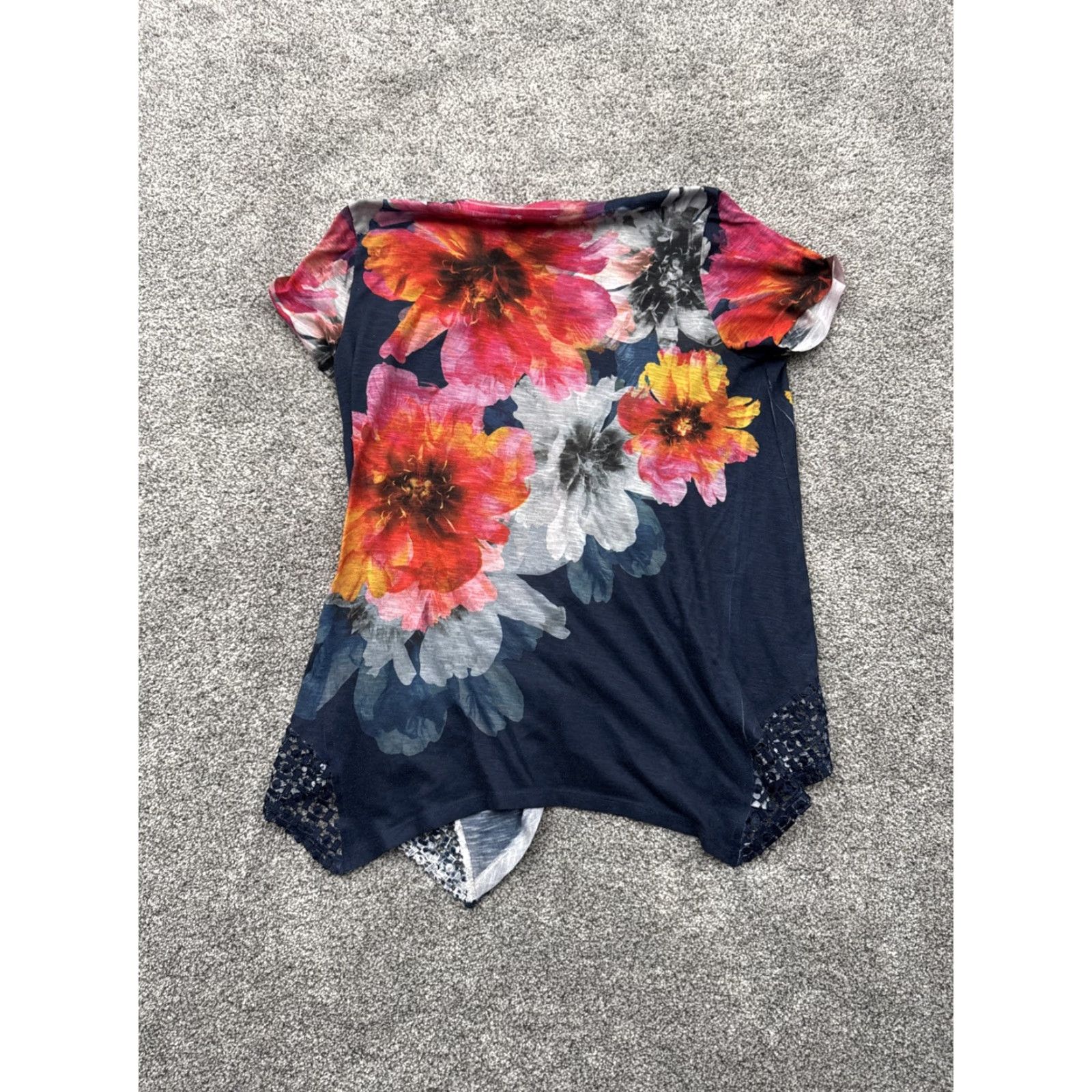 Vintage Time And Tru Floral Handkerchief Hem Tunic Womens Medium Blouse Casual Boho Floral Artsy Bohemian 90s? Size M / US 6-8 / IT 42-44 - 6 Thumbnail