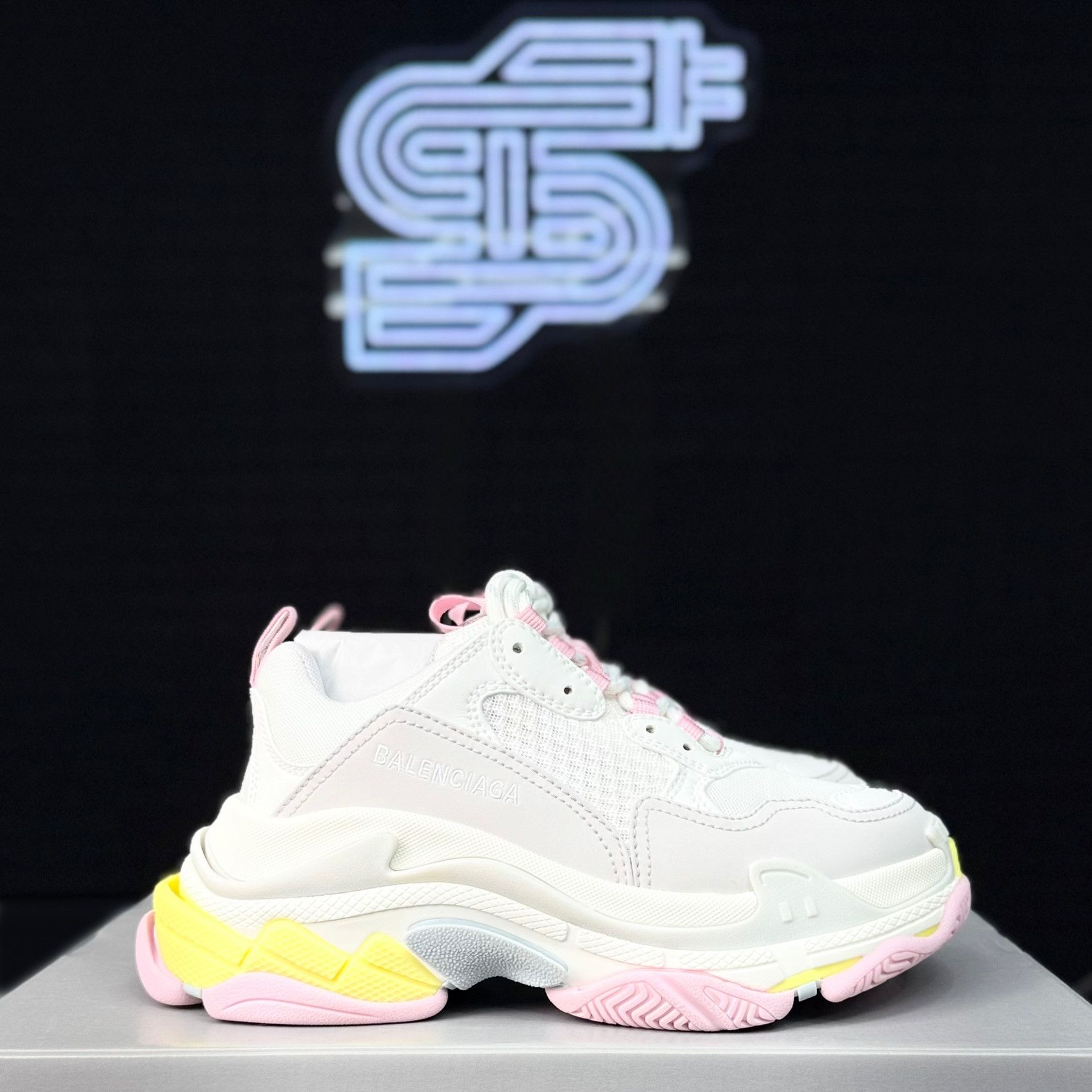 Balenciaga Balenciaga Triple-S White/Pink/Yellow Size US 7.5 / EU 40-41 - 2 Thumbnail