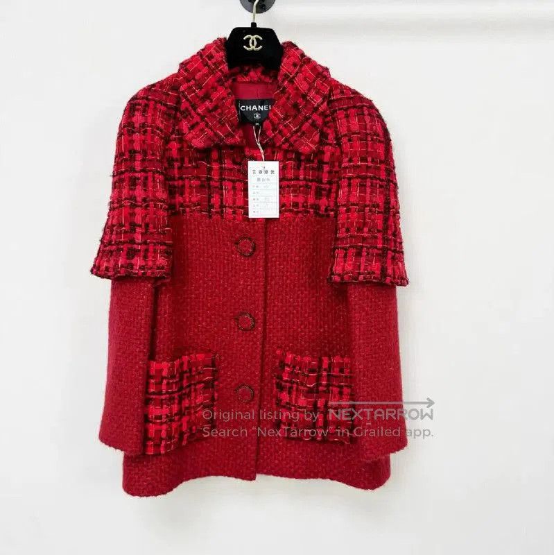 Chanel Chanel Red Winter Coat for Women . Size S / US 4 / IT 40 - 1 Thumbnail