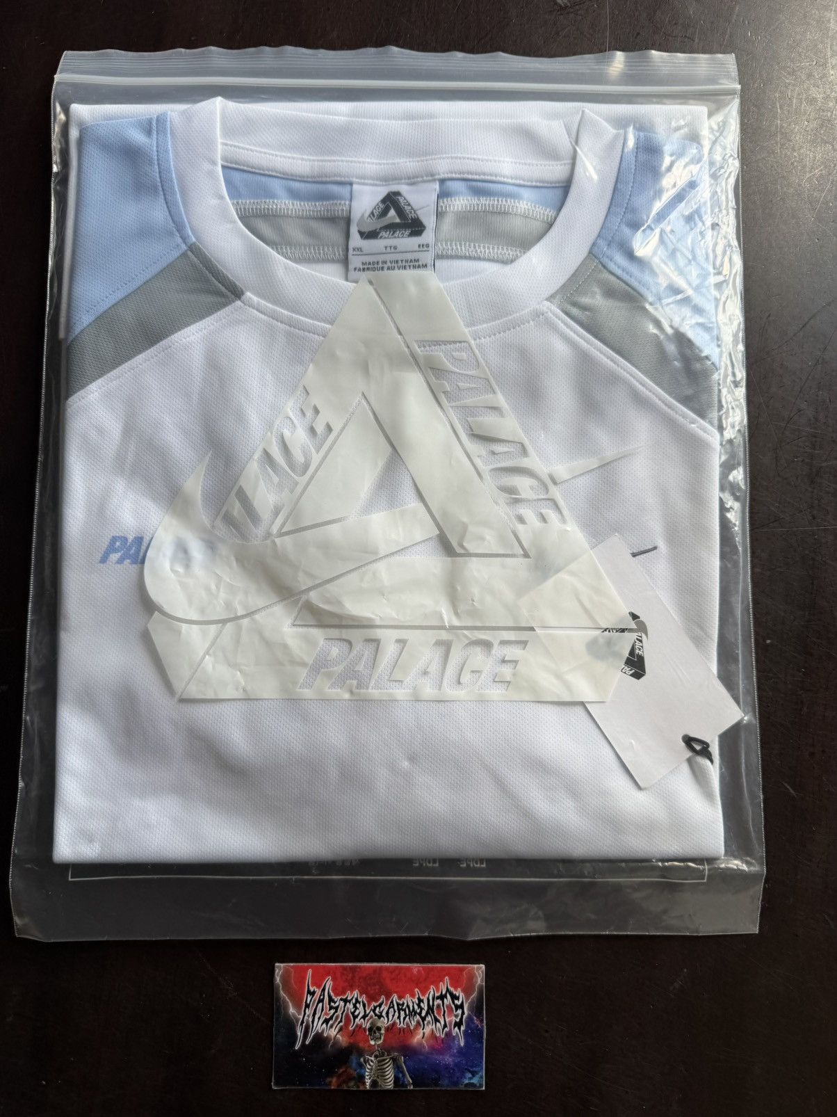 Palace Palace Nike Jersey White Size US XXL / EU 58 / 5 - 1 Thumbnail