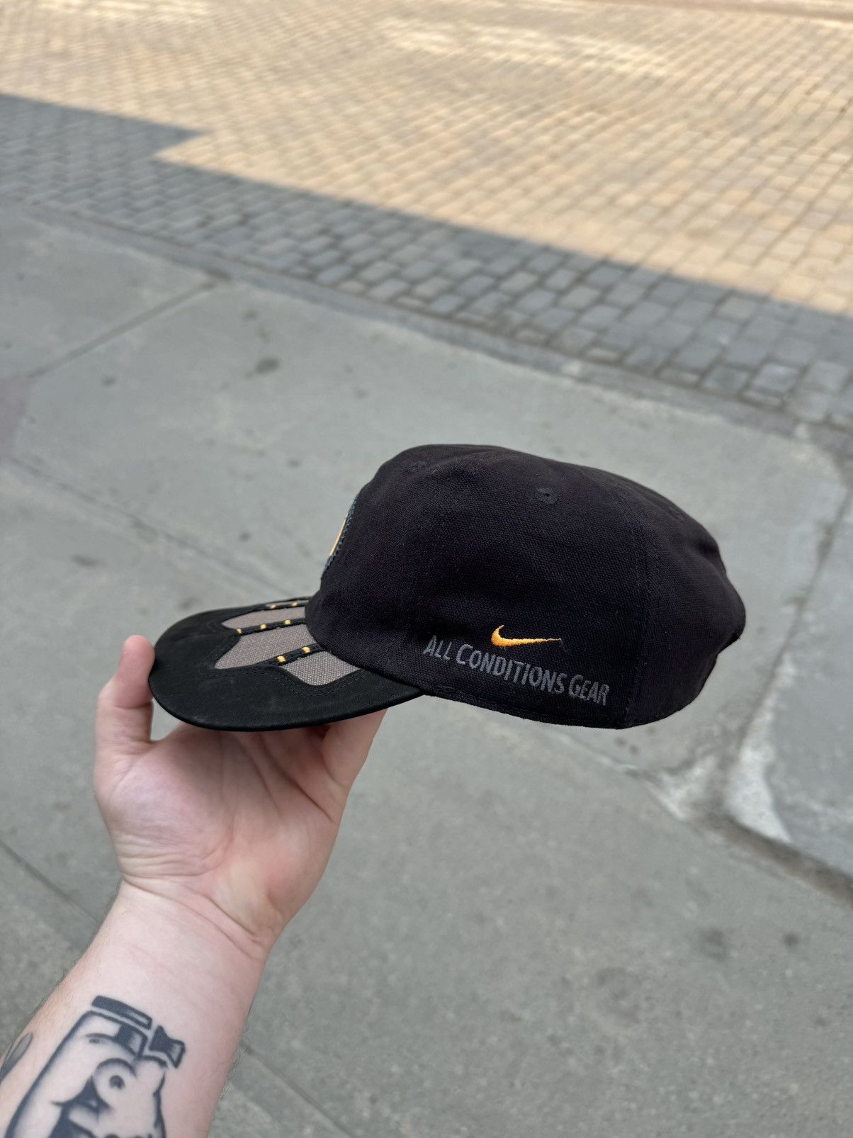 Nike ACG × Vintage Rare Vintage 90s Nike ACG leather brim hat Size ONE SIZE - 3 Thumbnail