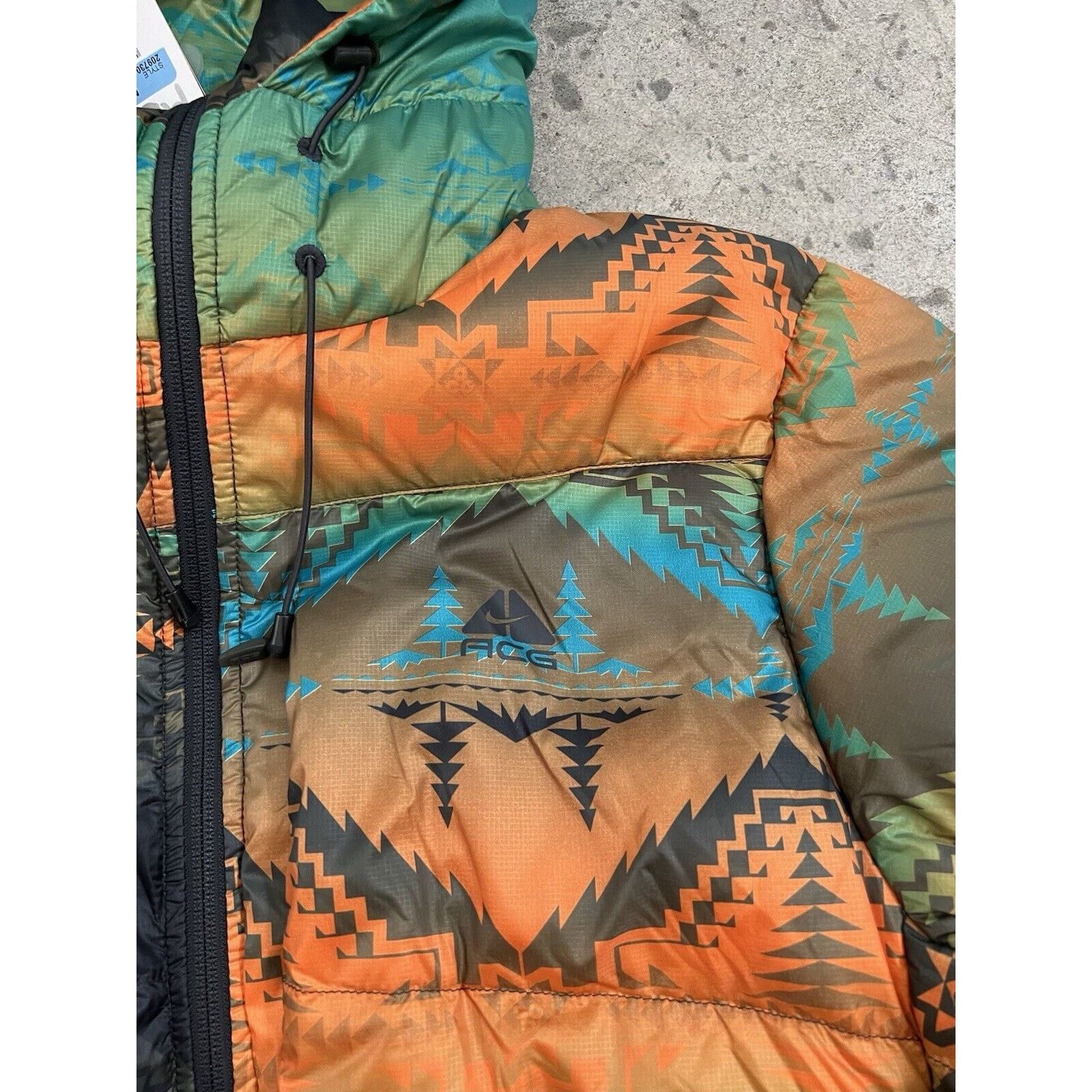 Nike NWT Rare Nike ACG X Pendleton collaboration White Goose Down Size US M / EU 48-50 / 2 - 3 Thumbnail