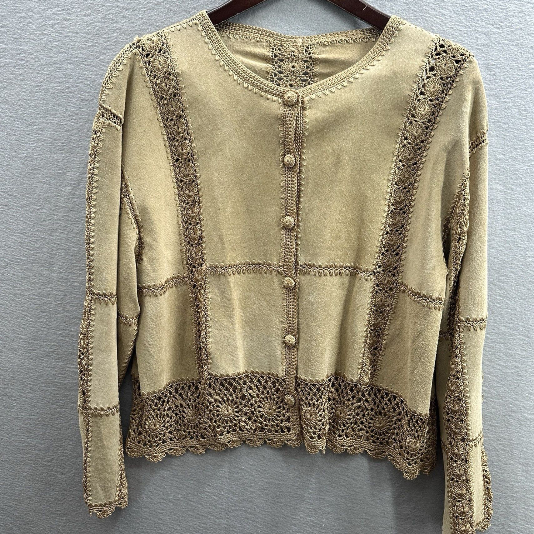 Vintage VINTAGE Suede & Crochet Tan Jacket Hippy Boho Grunge Quiet 70s y2k Women’s L Jacket Tan Boho Hippie 70s Womens L Size L / US 10 / IT 46 - 2 Thumbnail