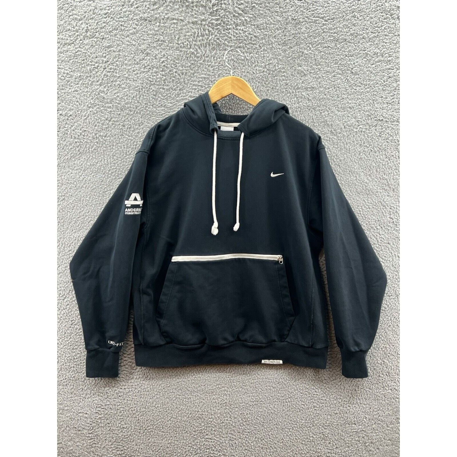 Nike Nike Standard Issue Pullover Hoodie Black CV0864-010 Large Size US L / EU 52-54 / 3 - 1 Thumbnail