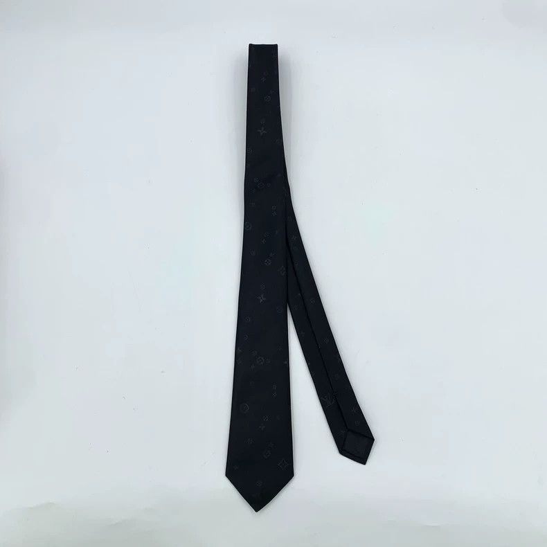 Louis Vuitton Louis Vuitton Black logo printed full mulberry silk tie Size ONE SIZE - 1 Thumbnail