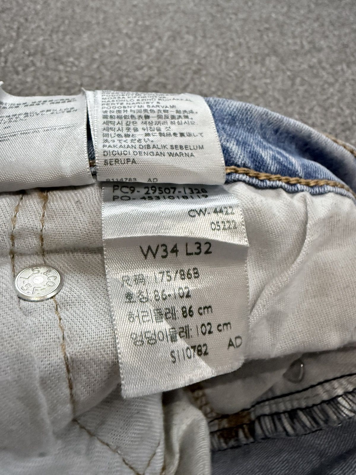 Levi's Made & Crafted Y2K Levis 502 Faded Wash Tappered Leg Denim Jeans Archive Size US 34 / EU 50 - 20 Thumbnail