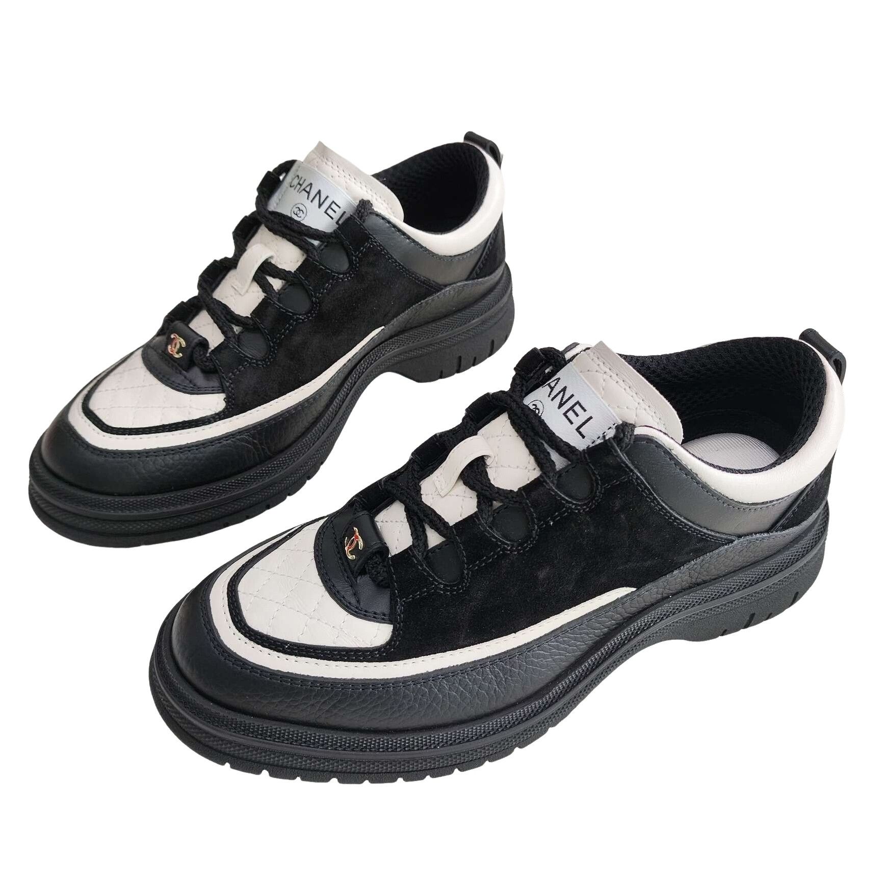 Chanel Chanel Quilted Low-Top Sneakers Size 35.5 Size US 5.5 / IT 35.5 - 1 Thumbnail